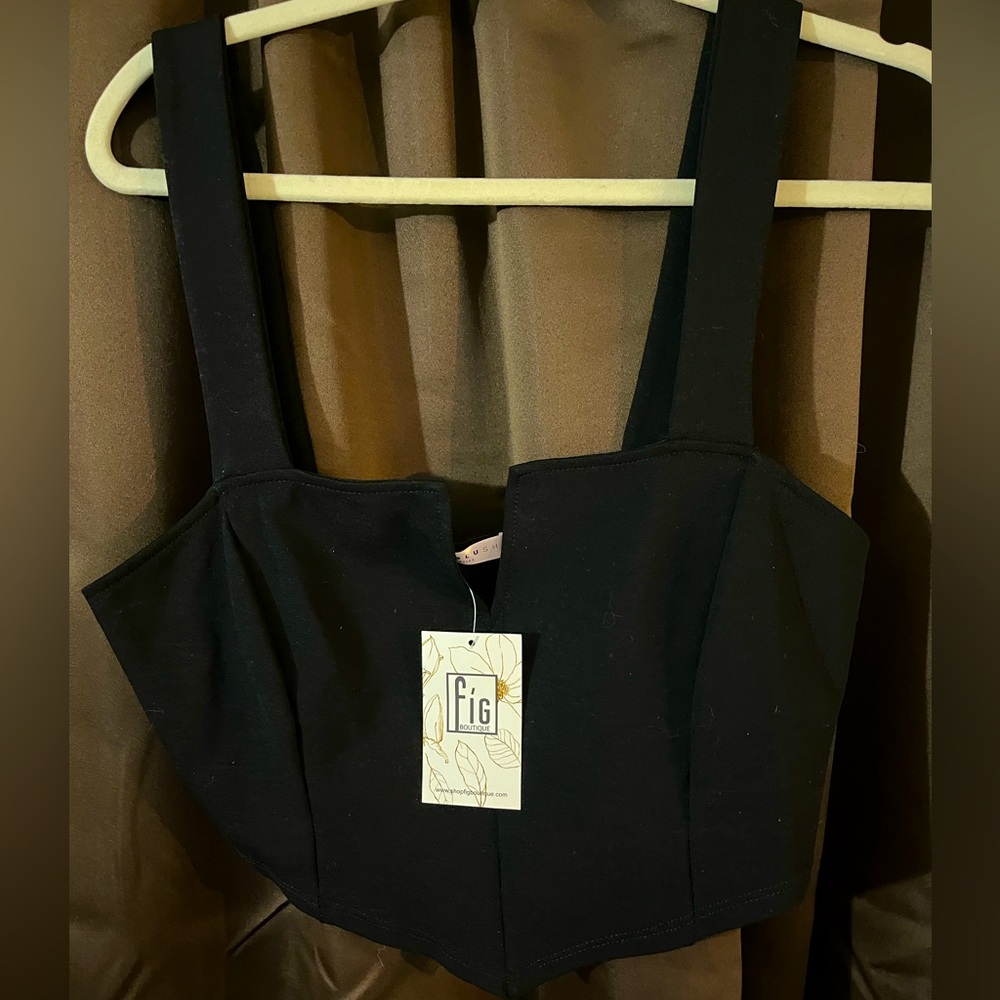 Ladies Blue Blush Los Angeles Tank Top, Size Large,Solid Black, Very Cute